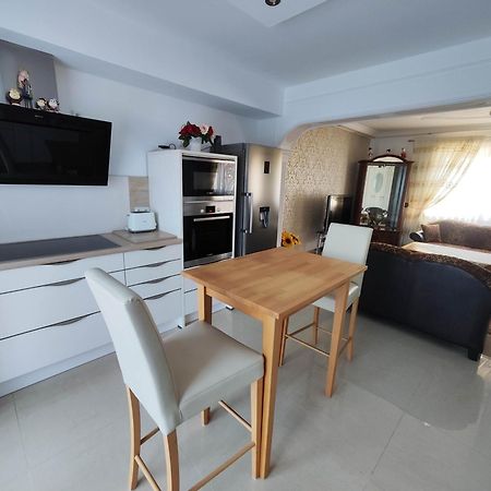 Schickes 110Qm Ferienhaus In Naehe Vw, Messe,Dez Und Orangerie 카셀 외부 사진