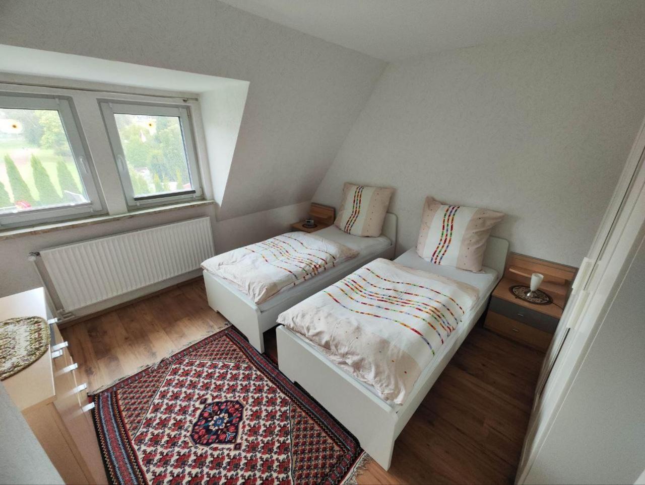 Schickes 110Qm Ferienhaus In Naehe Vw, Messe,Dez Und Orangerie 카셀 외부 사진