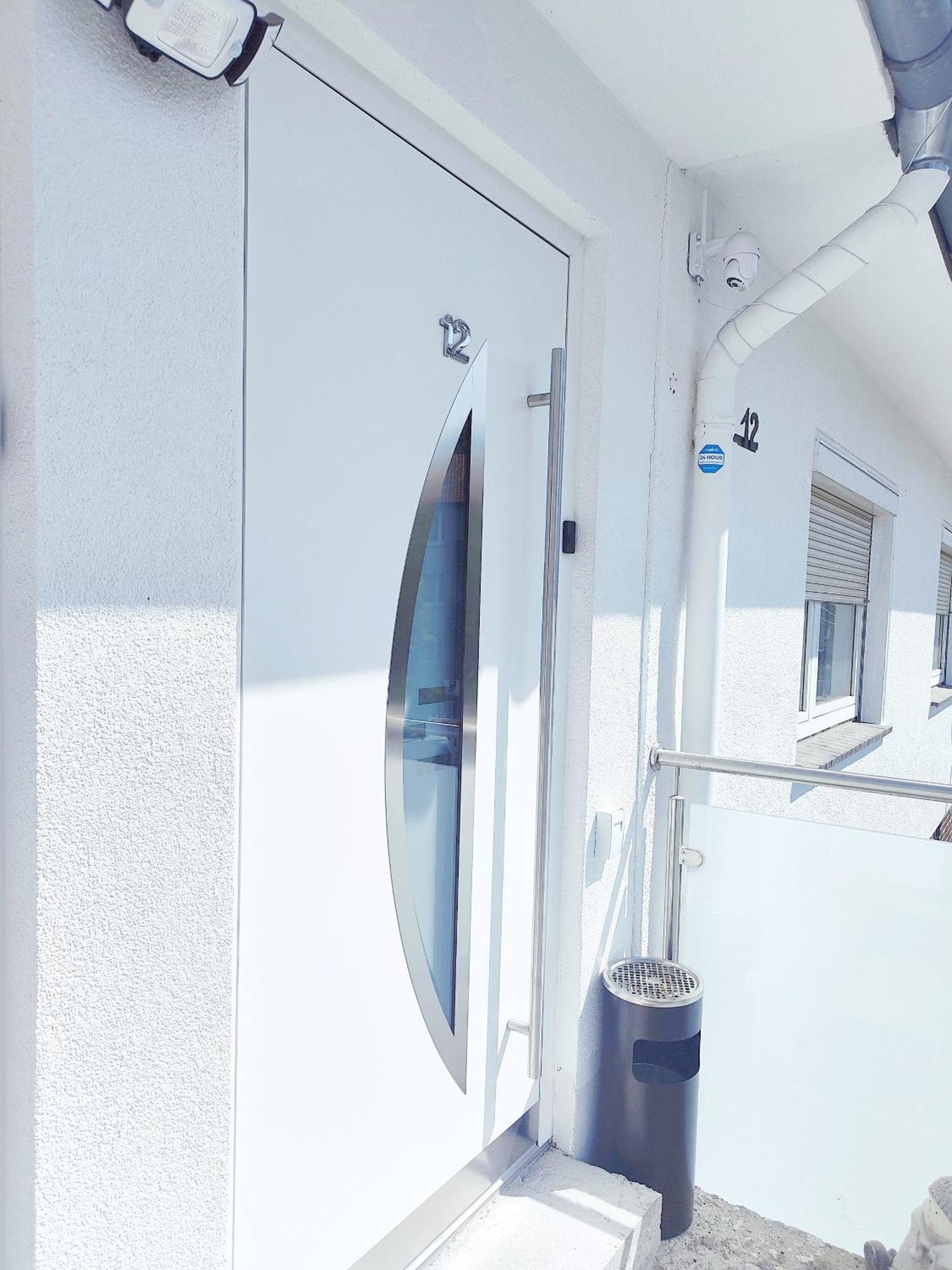 Schickes 110Qm Ferienhaus In Naehe Vw, Messe,Dez Und Orangerie 카셀 외부 사진
