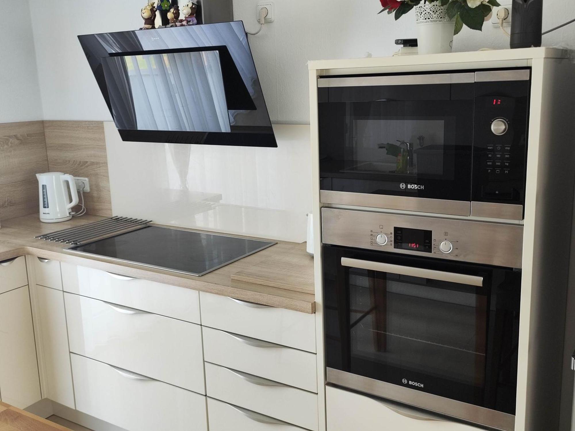 Schickes 110Qm Ferienhaus In Naehe Vw, Messe,Dez Und Orangerie 카셀 외부 사진